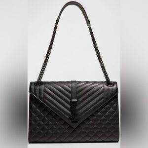 Pre certified bag- Saint Laurent
Envelope Triquilt Large YSL Shou…